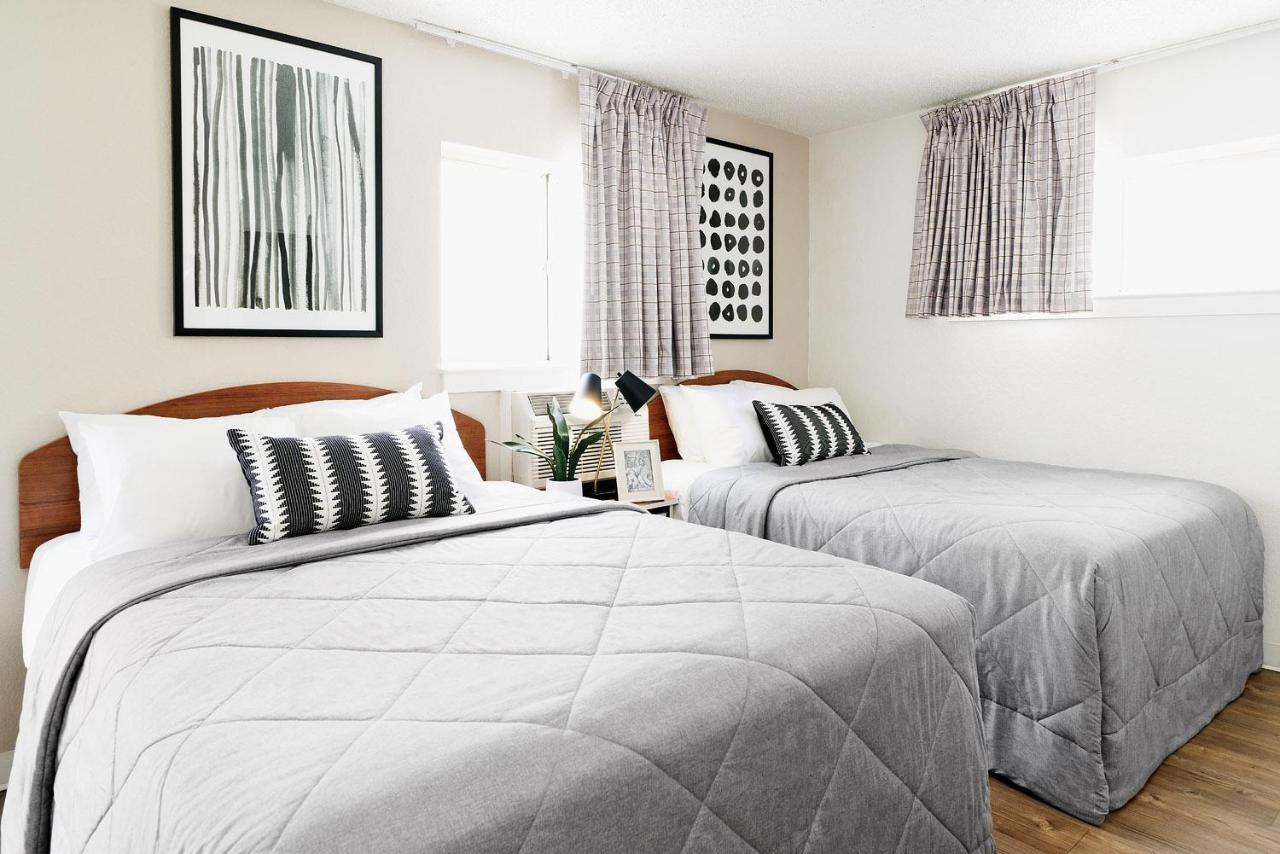 Intown Suites Extended Stay Raleigh Garner Nc Bagian luar foto